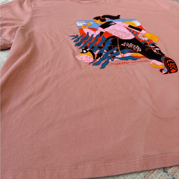 The North Face International Women’s Day Graphic T-shirt Pink Plus Size 3X - Picture 3 of 7